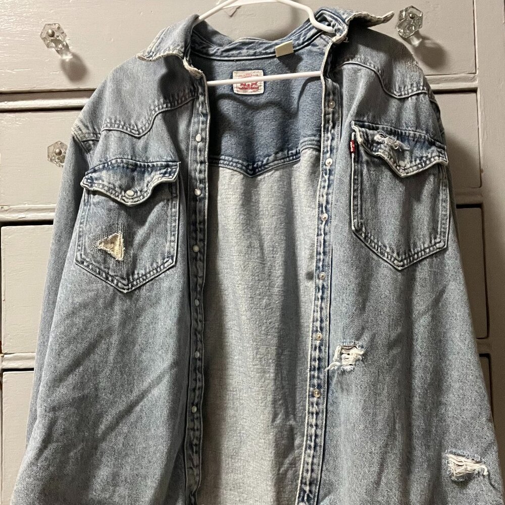 Levi Brand Distressed Demin "Shacket" in Women's Size L